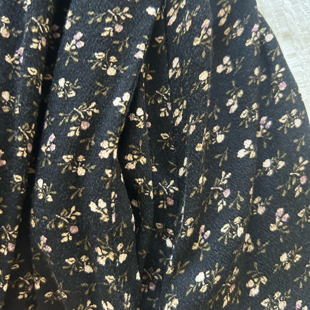 American Eagle 3/4 Sleeve Romper - Picture 5 of 10
